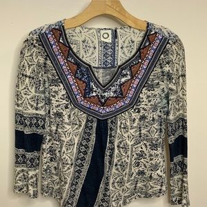 Anthropologie Akemi + Kin embroidered top